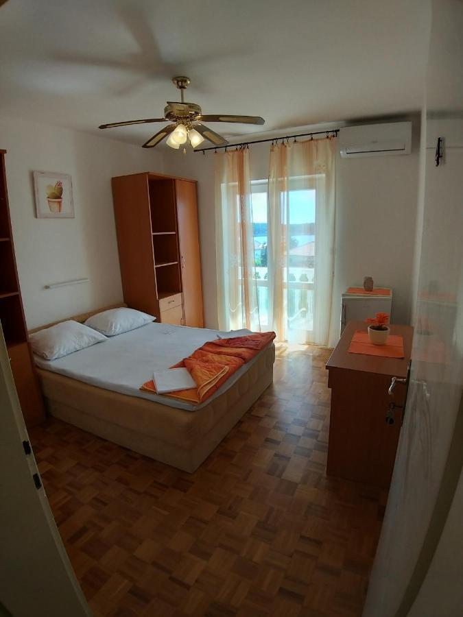 Balen Guest House Раб Экстерьер фото