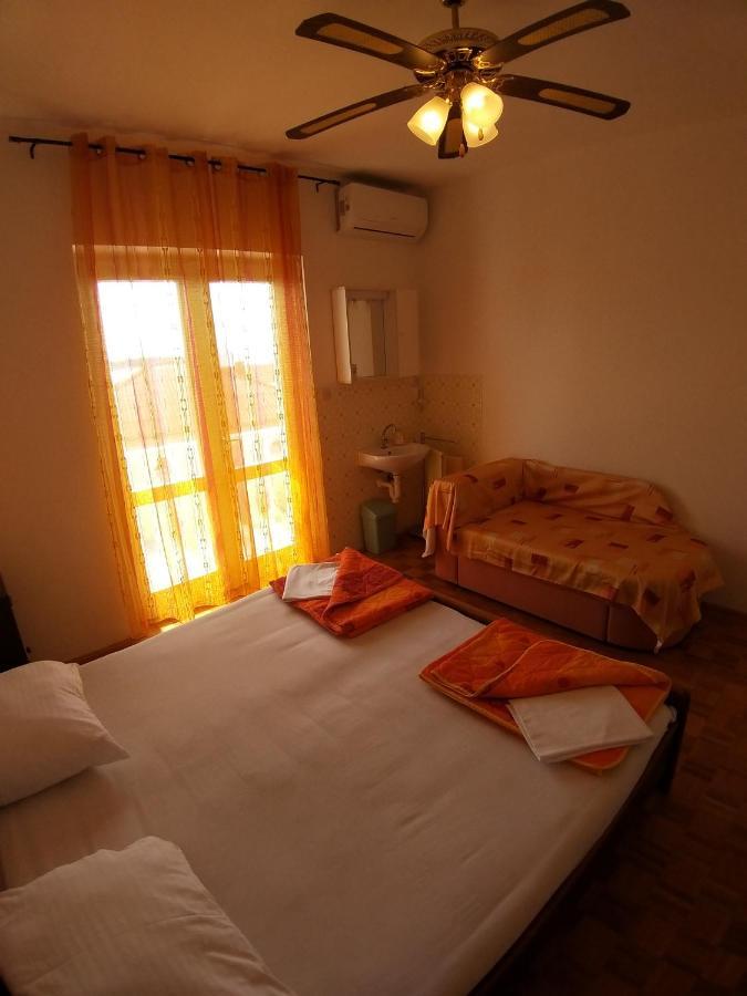 Balen Guest House Раб Экстерьер фото