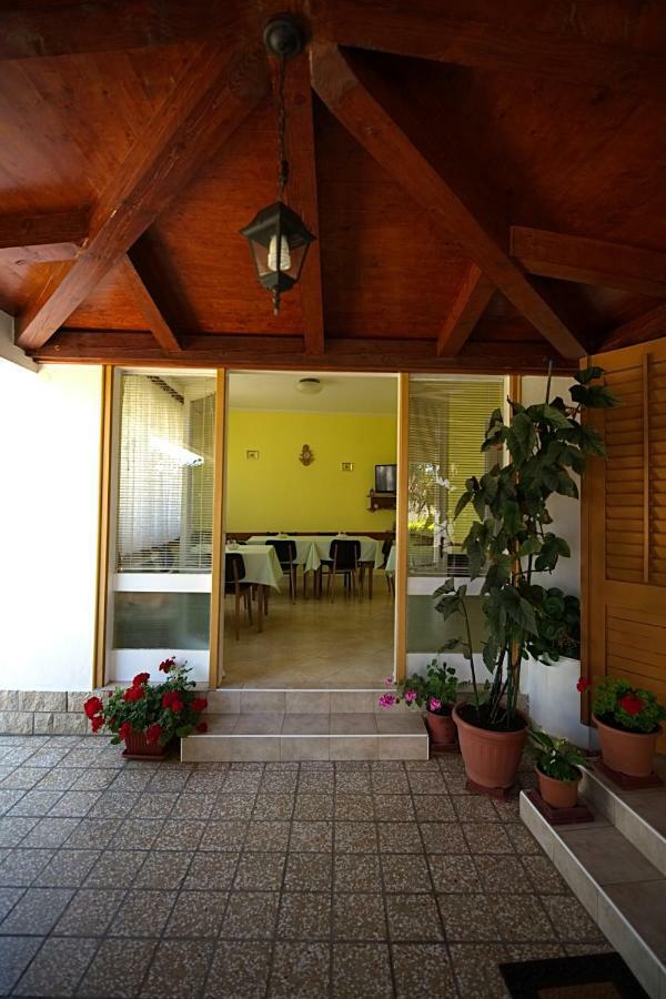 Balen Guest House Раб Экстерьер фото